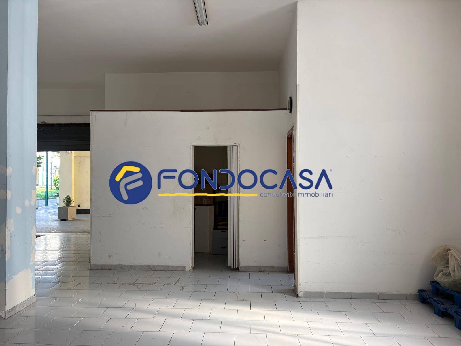 Negozio in affitto a Giugliano in Campania