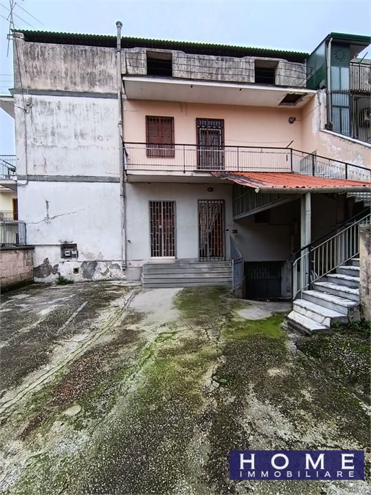 Stabile/Palazzo in vendita a Succivo