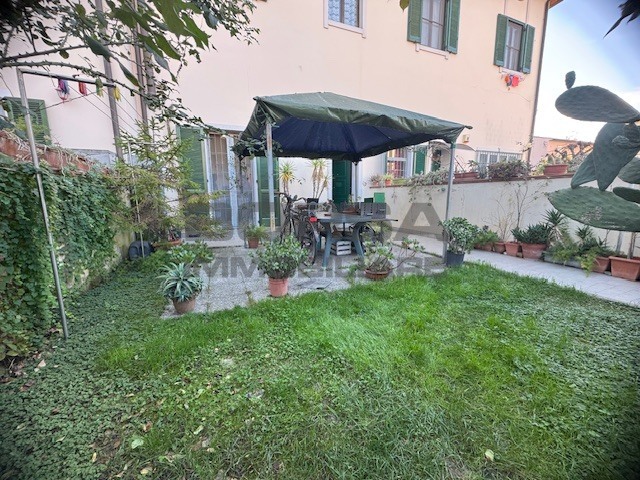 Bilocale con giardino in via antonio gramsci 58, Livorno