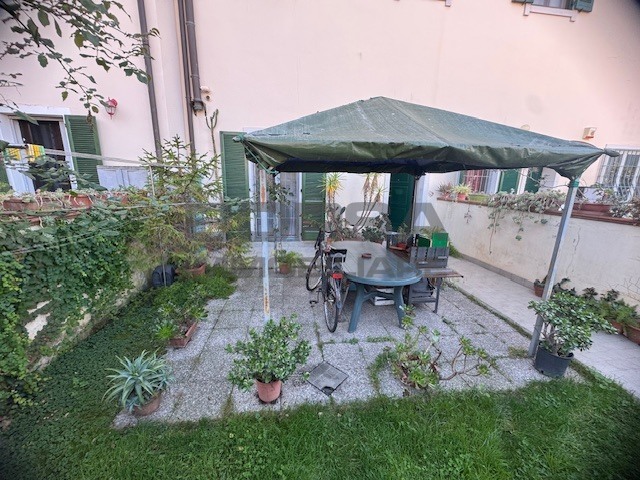 Bilocale con giardino in via antonio gramsci 58, Livorno