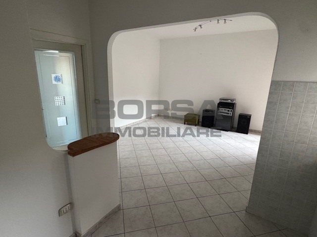 Bilocale con giardino in via del riposo 1, Livorno