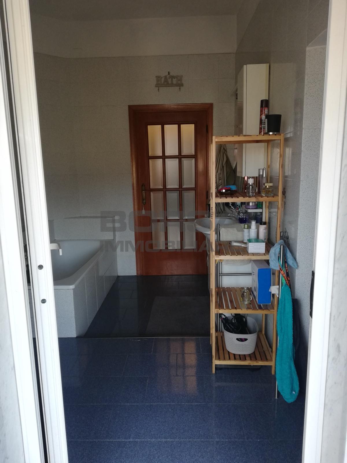 Quadrilocale con terrazzo in via sant'andrea 21, Livorno