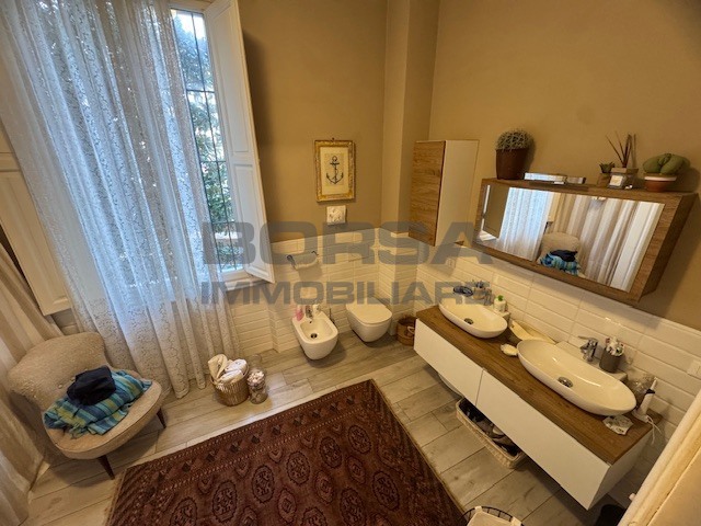 Casa indipendente con giardino in via giovanni marradi 118, Livorno