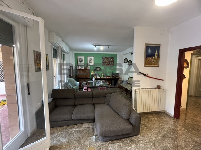 Appartamento con giardino in via calzabigi 66, Livorno