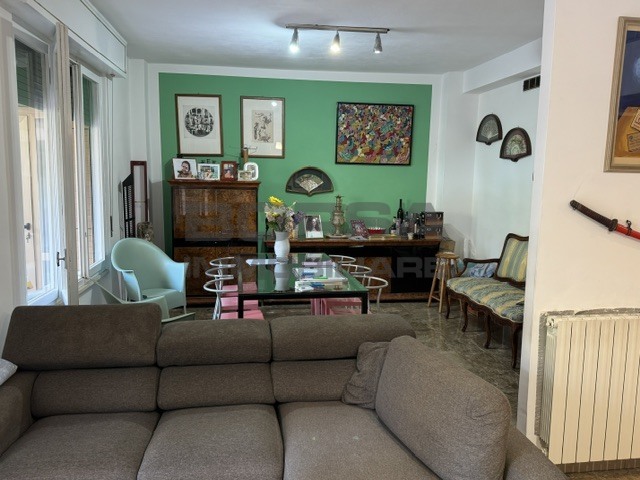 Appartamento con giardino in via calzabigi 66, Livorno