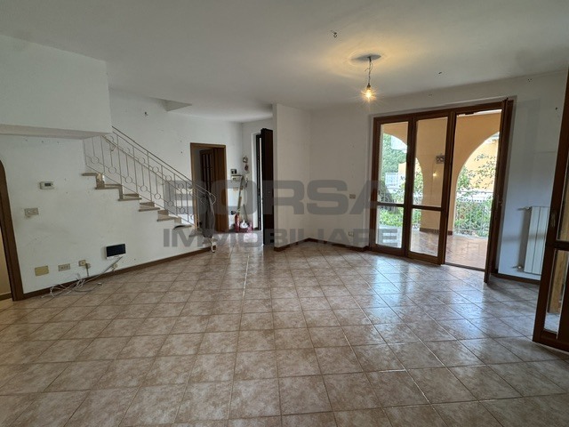 Casa indipendente con giardino in benvenuto benvenuti, Livorno