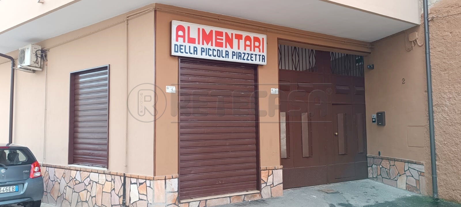Locale commerciale in affitto in via tevere 2, Marcianise