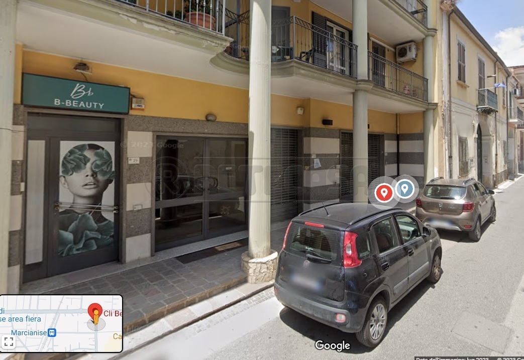 Locale commerciale in vendita in via san simeone 29, Marcianise