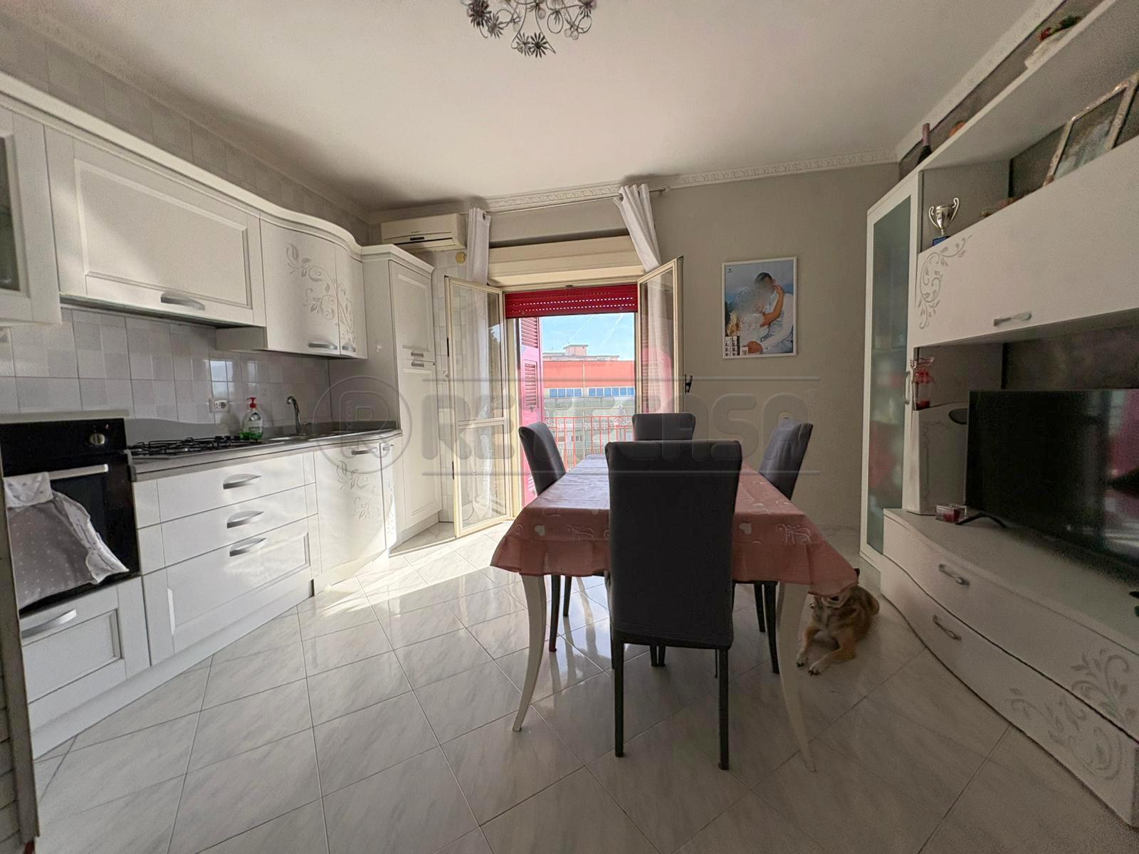 Trilocale in vendita in viale delle ginestre, Casalnuovo di Napoli