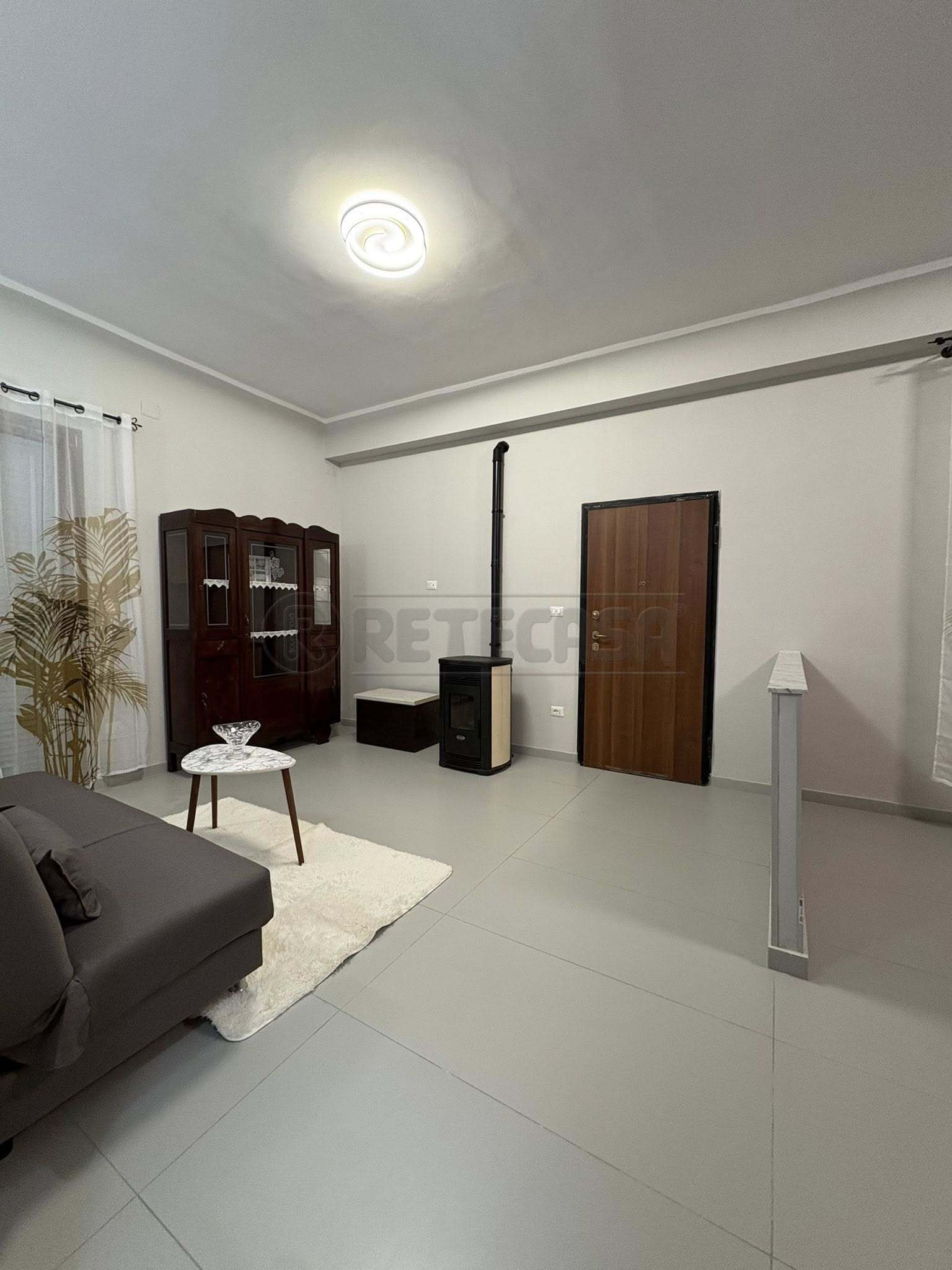 Bilocale ristrutturato in via marte, Marcianise