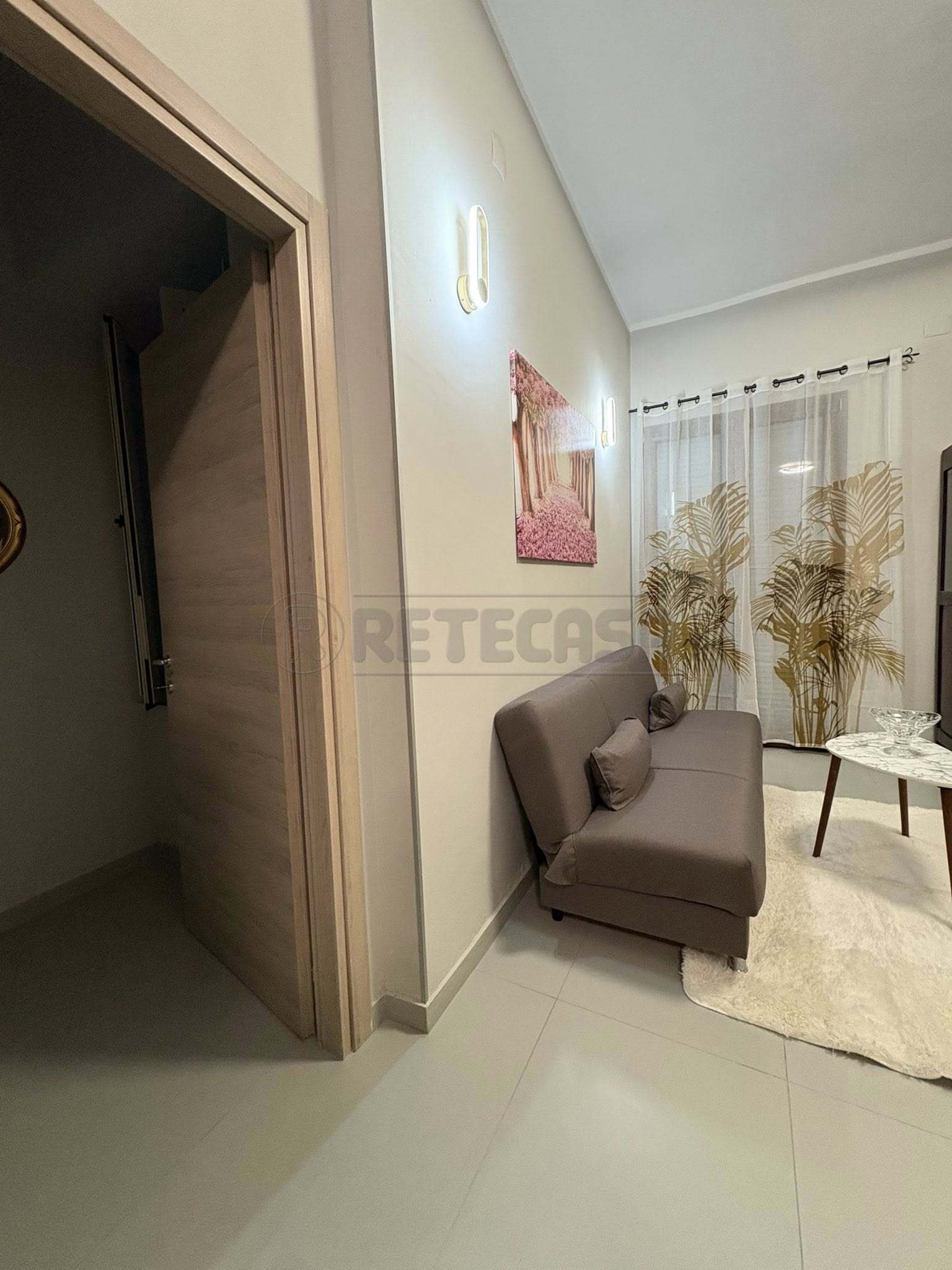 Bilocale ristrutturato in via marte, Marcianise