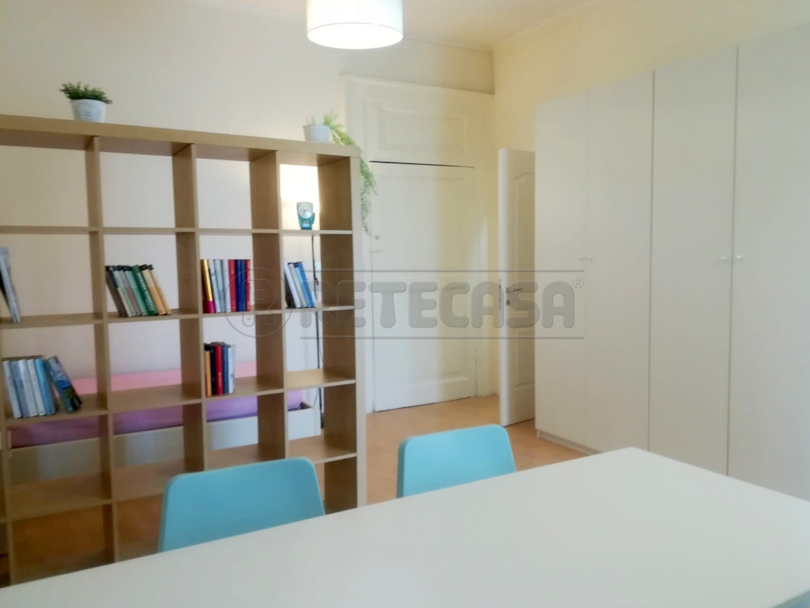 Monolocale ristrutturato in piazza municipio, San Nicola la Strada