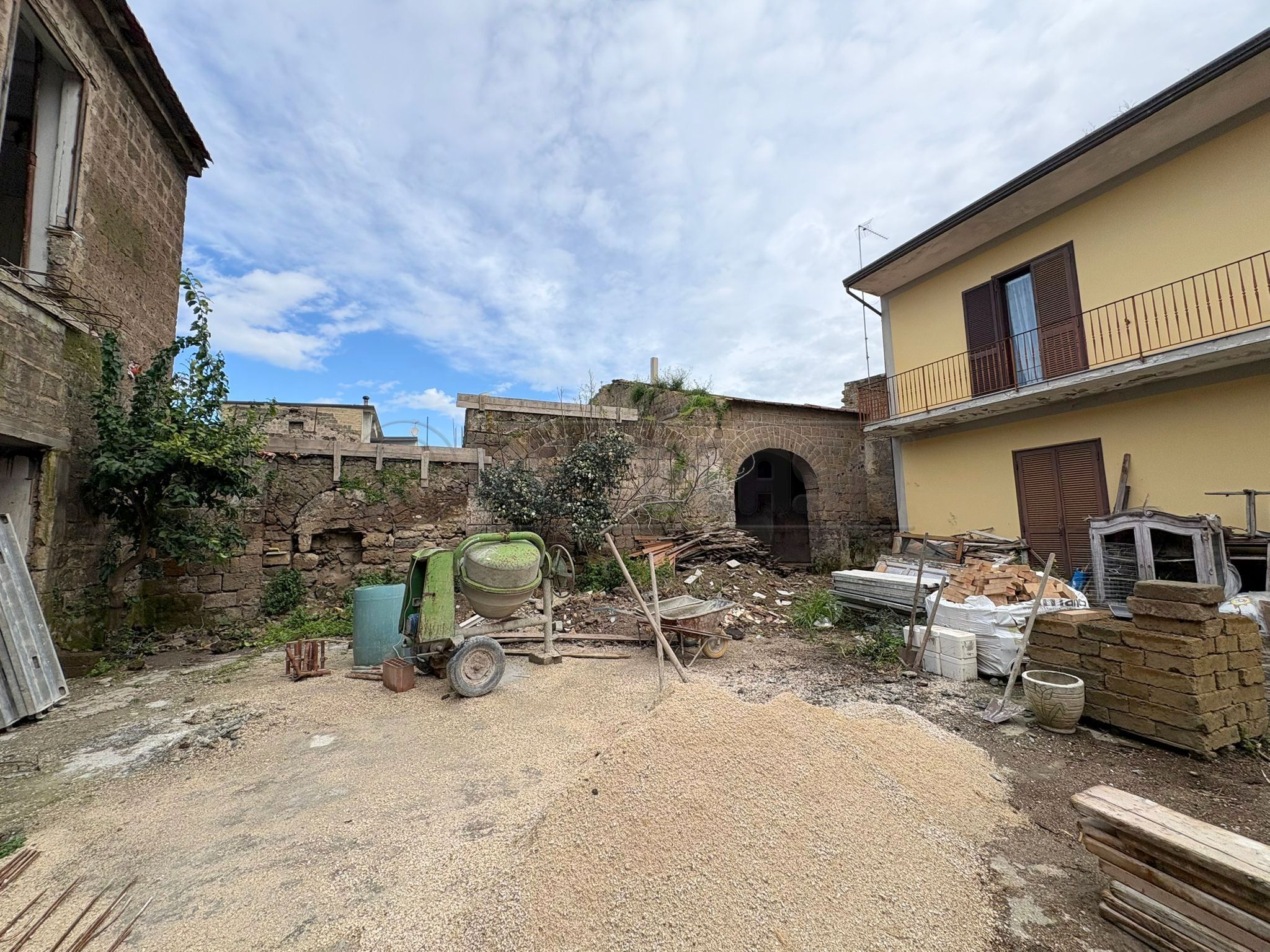 Casa indipendente in vendita in via sambuci, San Prisco