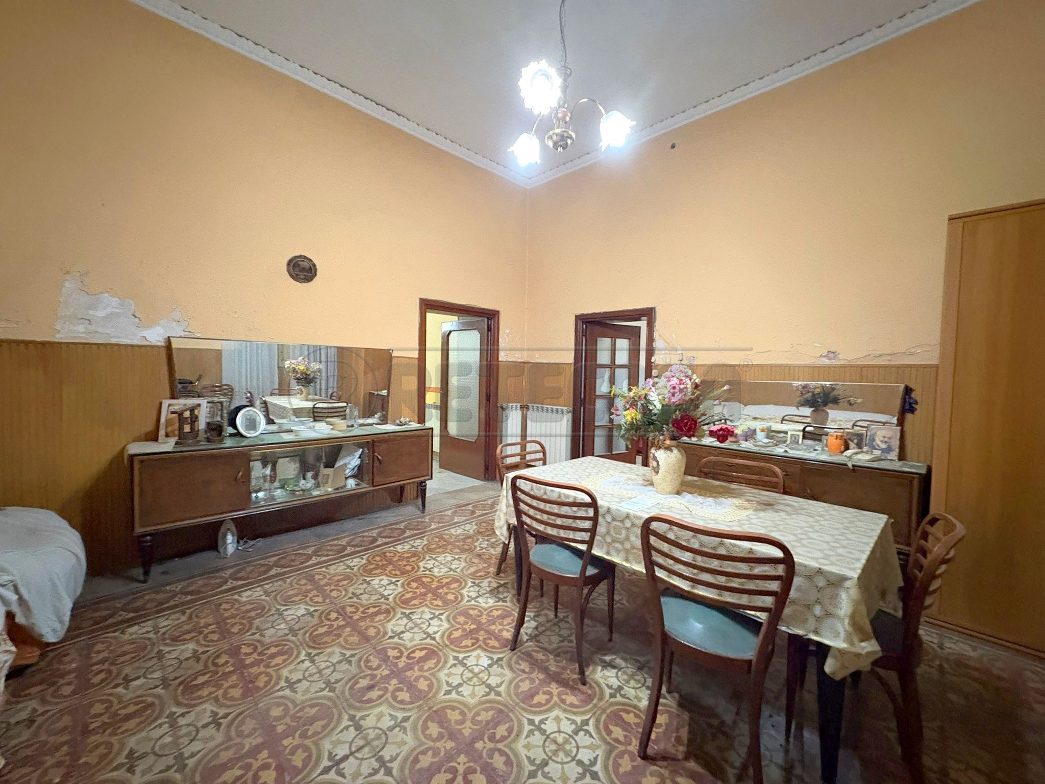 Casa indipendente da ristrutturare in via marte, Marcianise