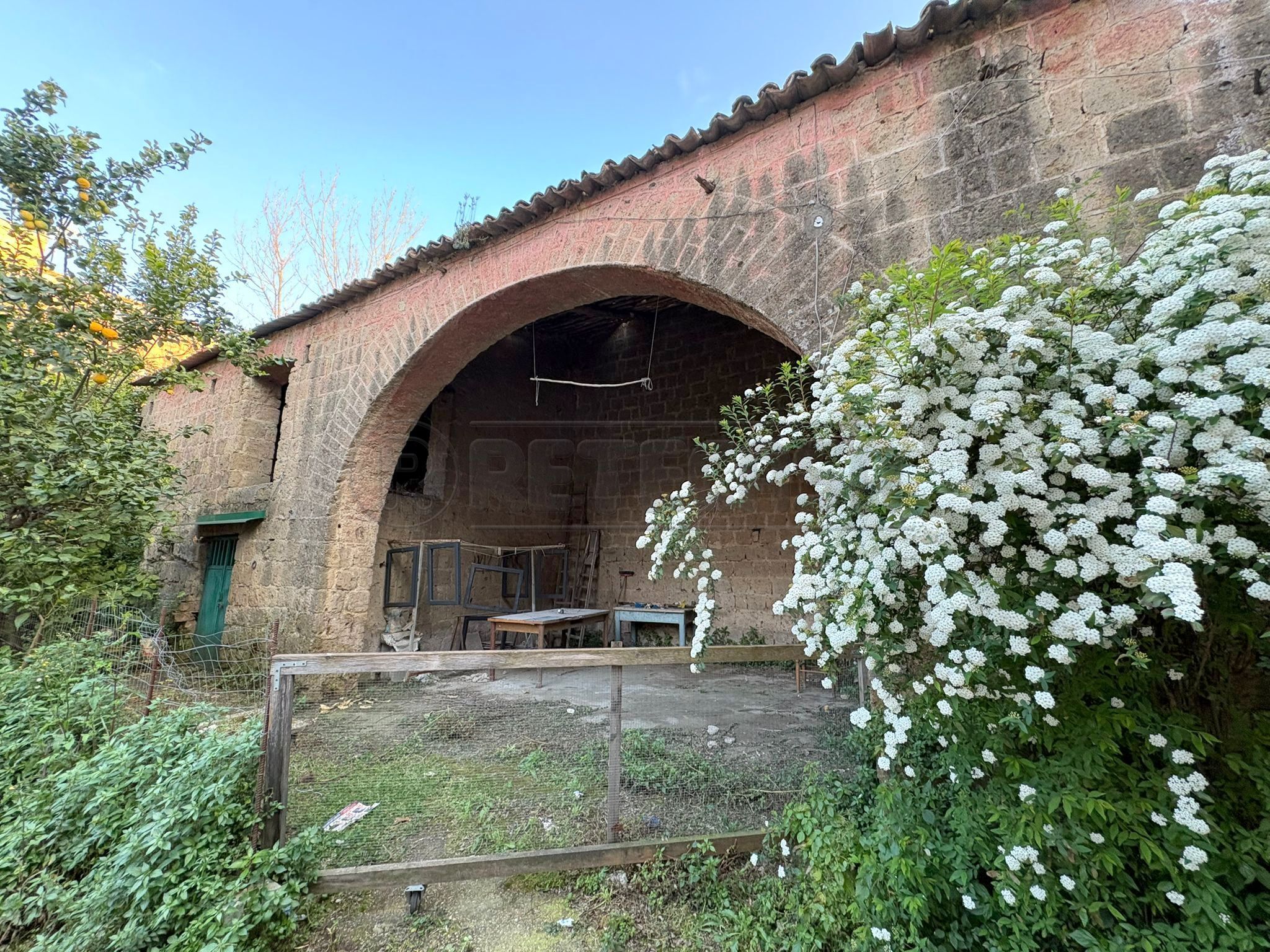 Casa indipendente da ristrutturare in via marte, Marcianise