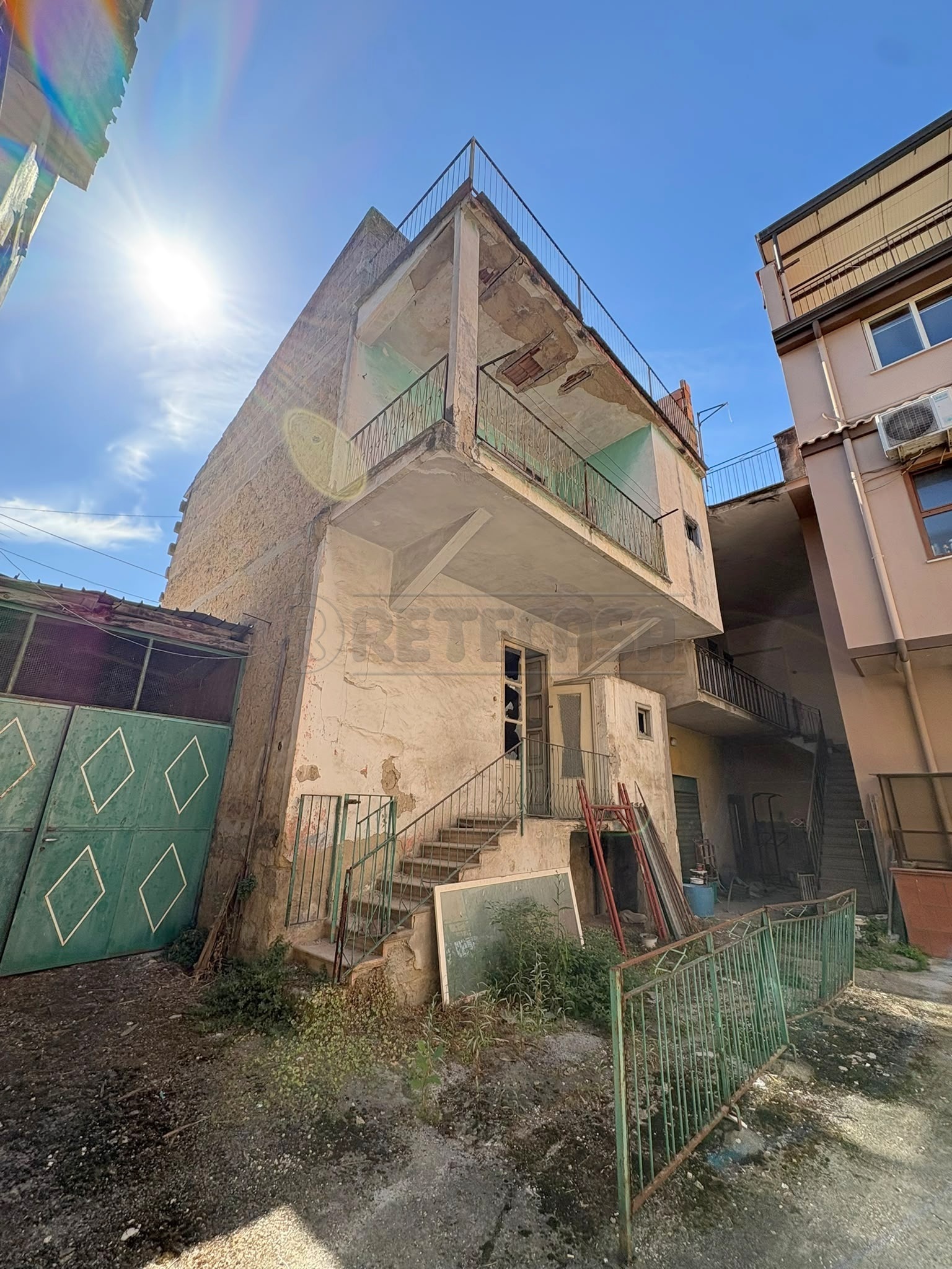 Casa indipendente da ristrutturare in via marte, Marcianise