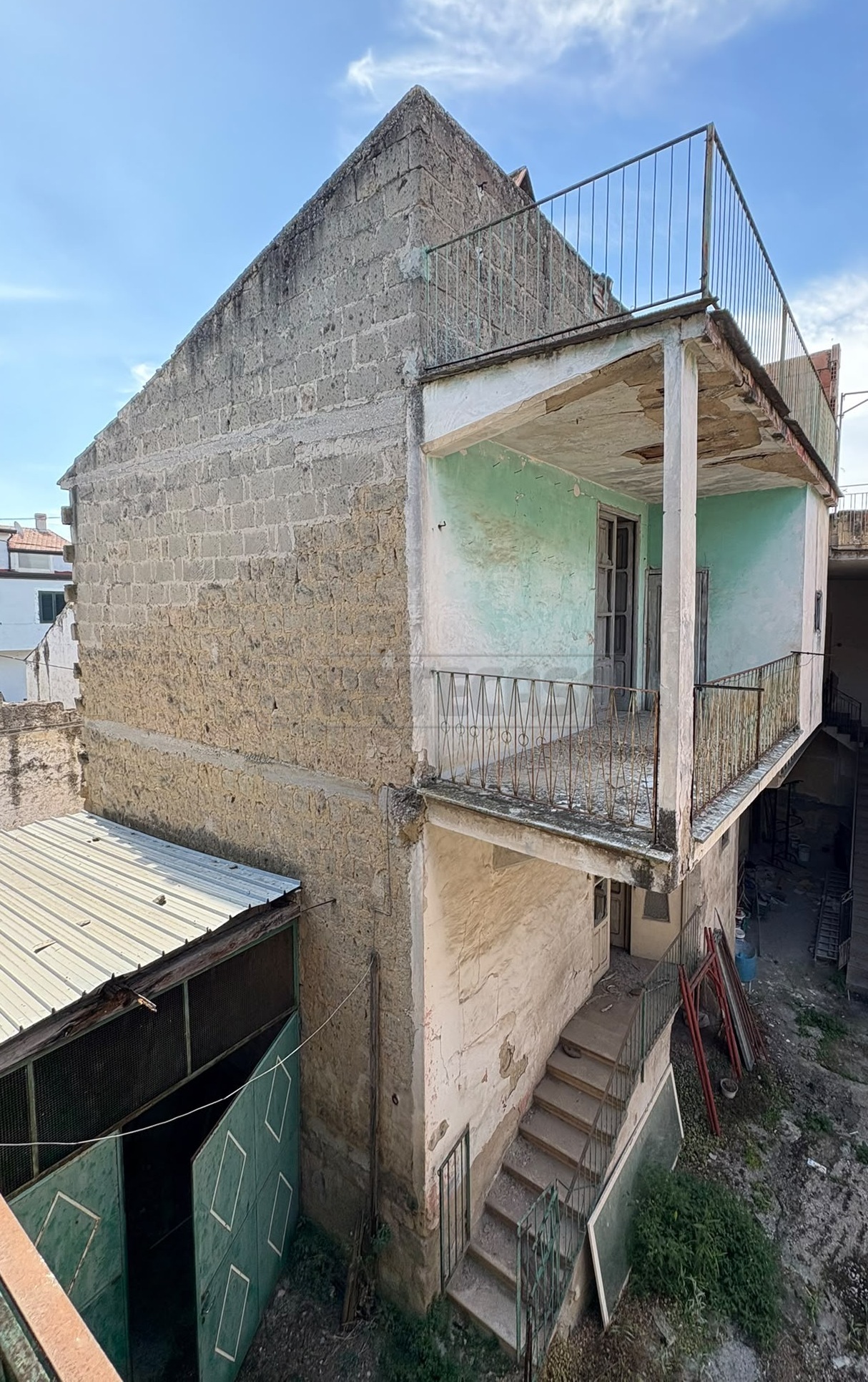 Casa indipendente da ristrutturare in via marte, Marcianise