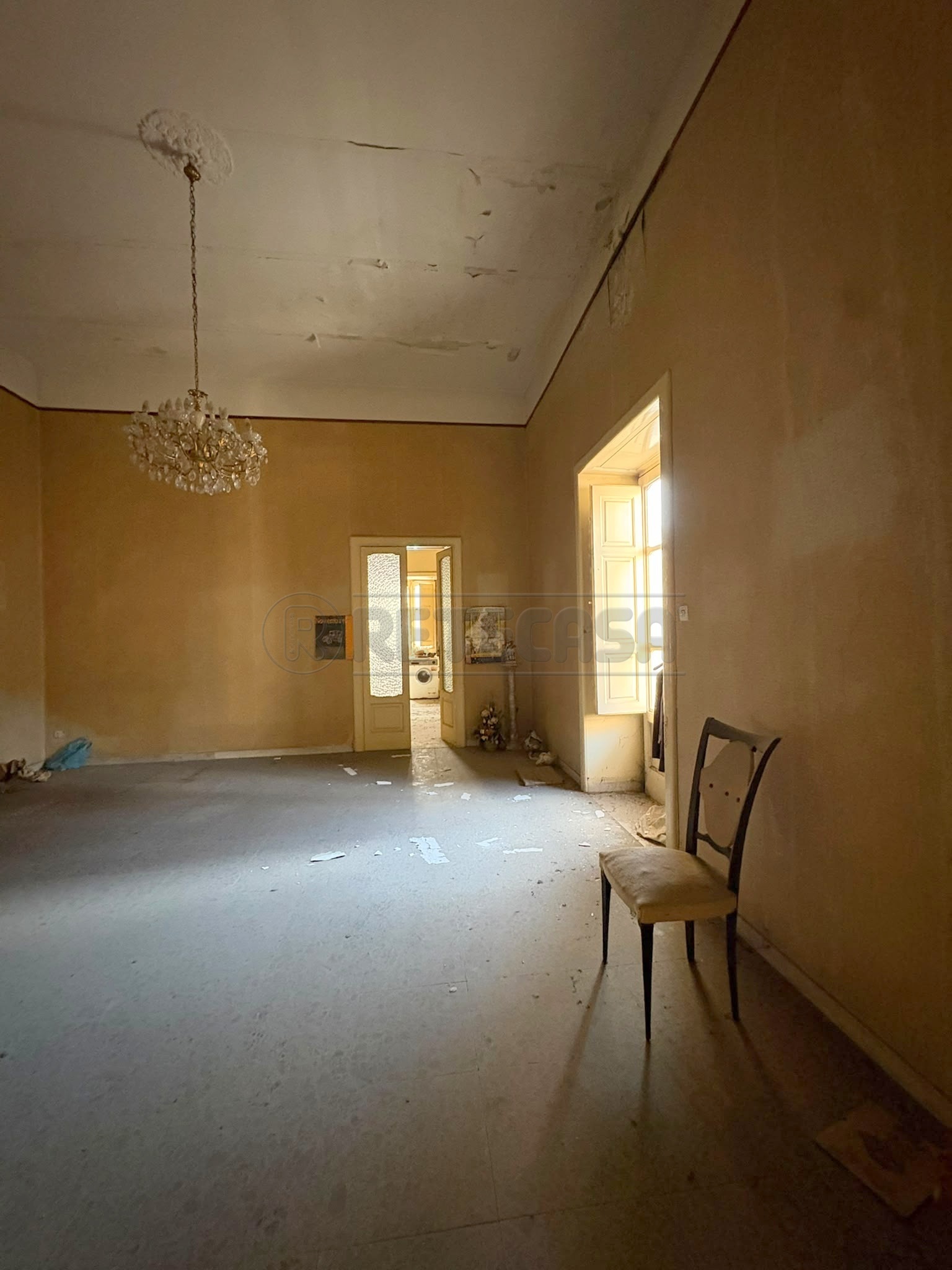 Casa indipendente da ristrutturare in via marte, Marcianise