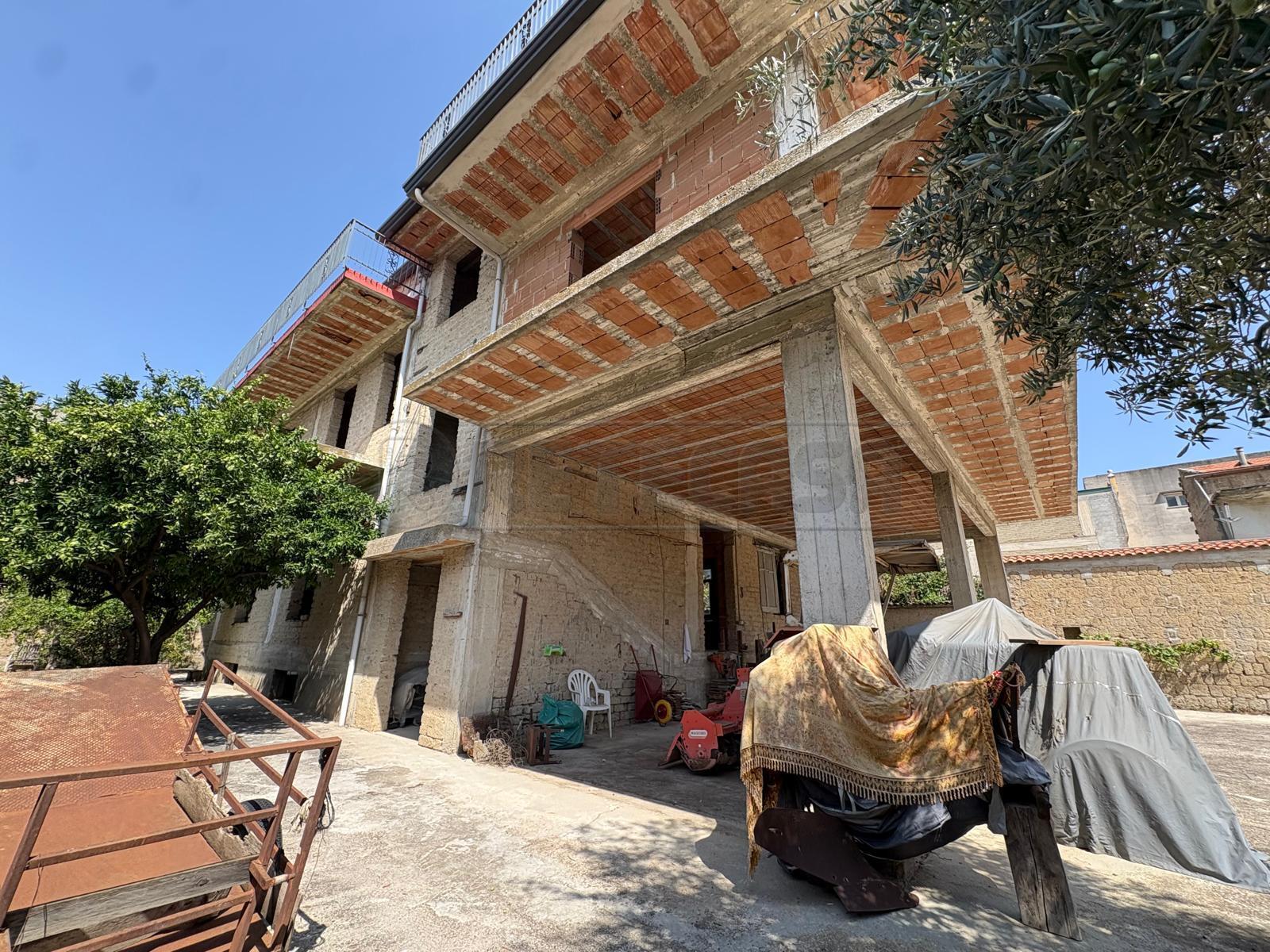 Villa in vendita in via santa caterina, Marcianise