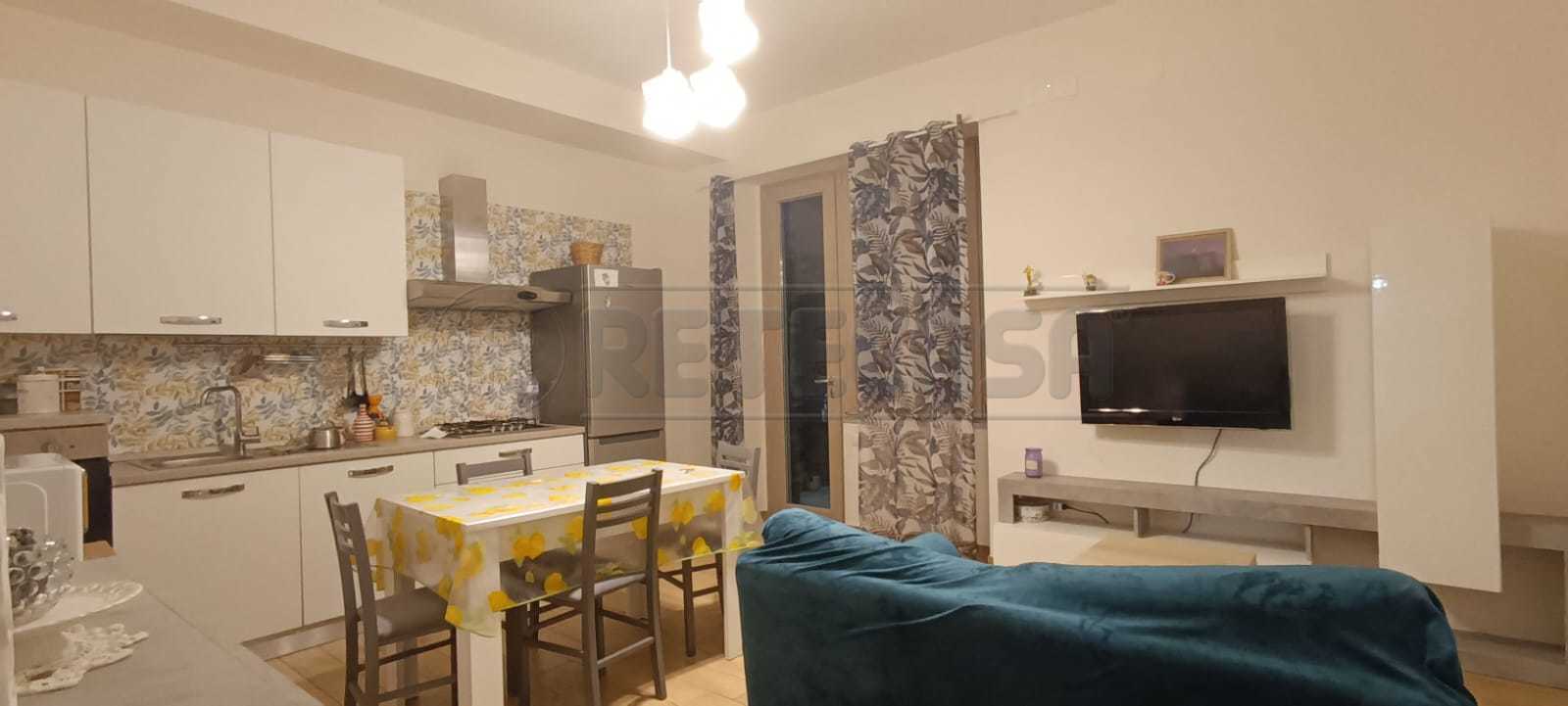Trilocale ristrutturato in viale della vittoria, Marcianise