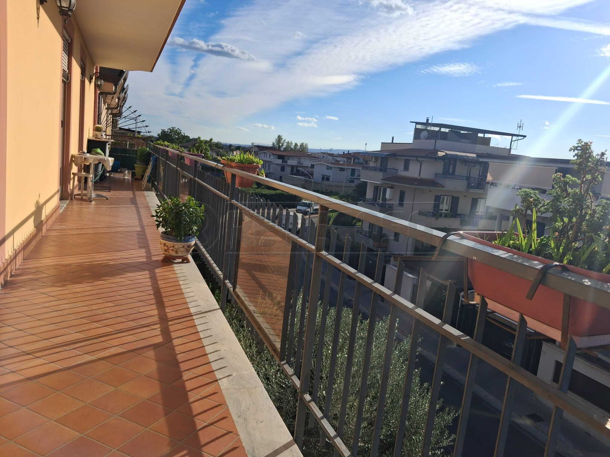 Trilocale in affitto in via gandhi 88, Marcianise