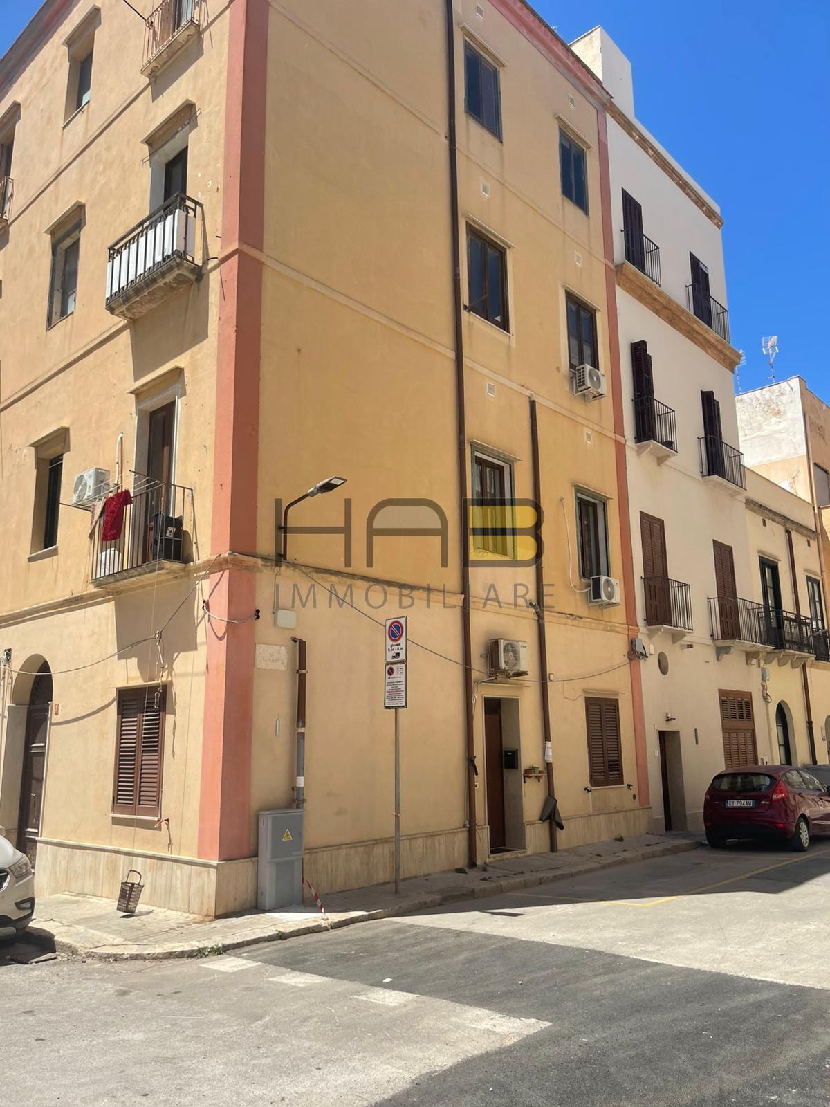 Bilocale vista mare in via giovanni da procida, Trapani