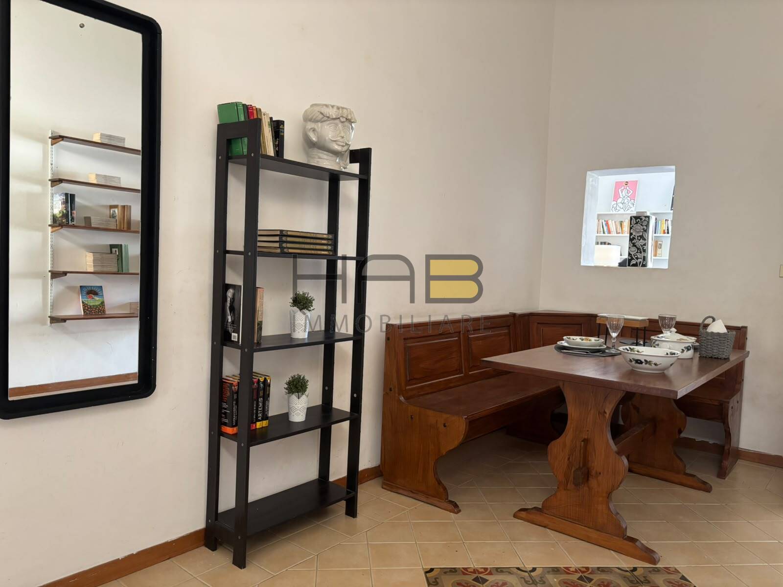 Bilocale ristrutturato in via giovanni battista fardella, Trapani