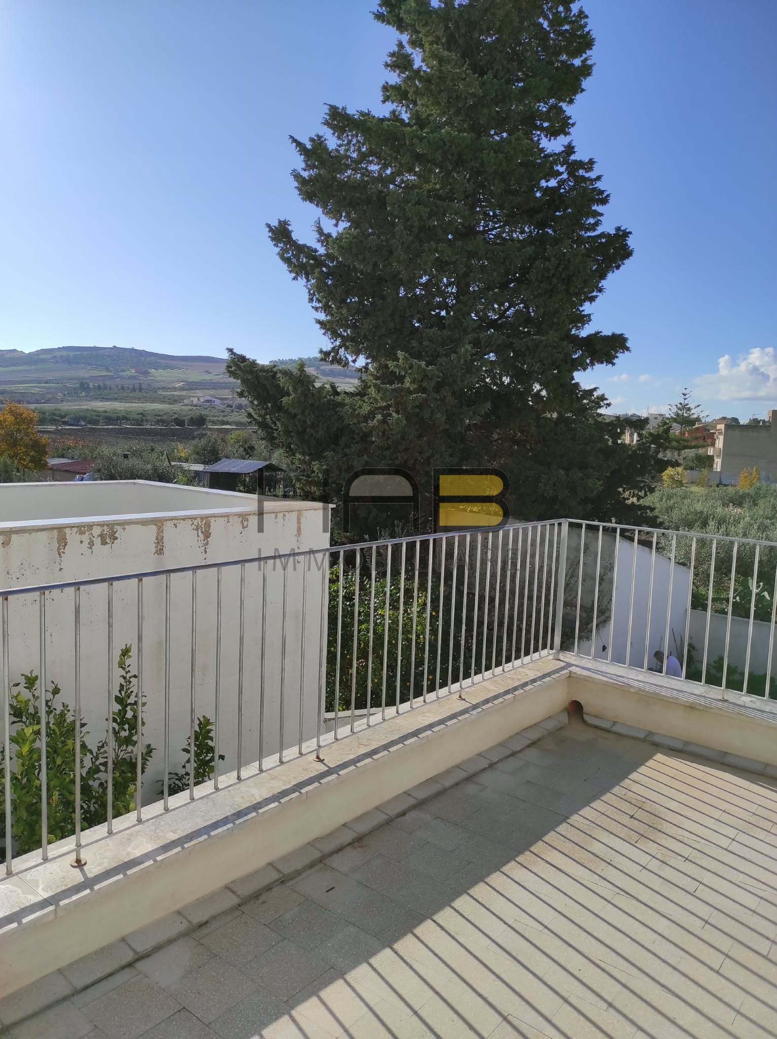 Bilocale con terrazzo a Erice