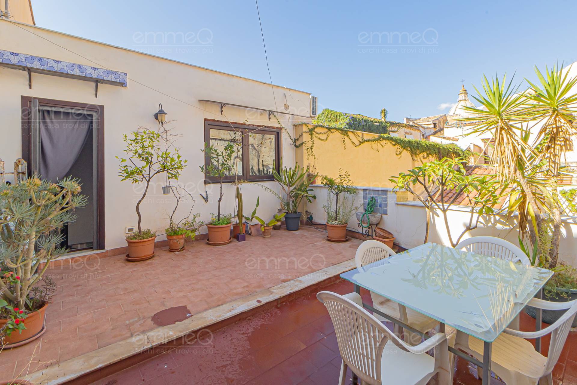 Casa indipendente con terrazzo, Palermo maqueda