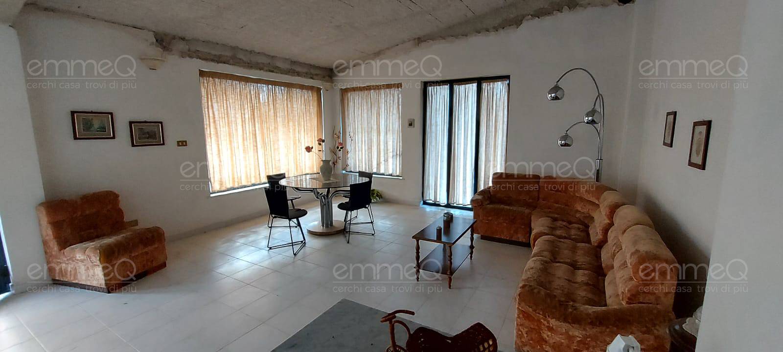 Villa in vendita a Ventimiglia di Sicilia