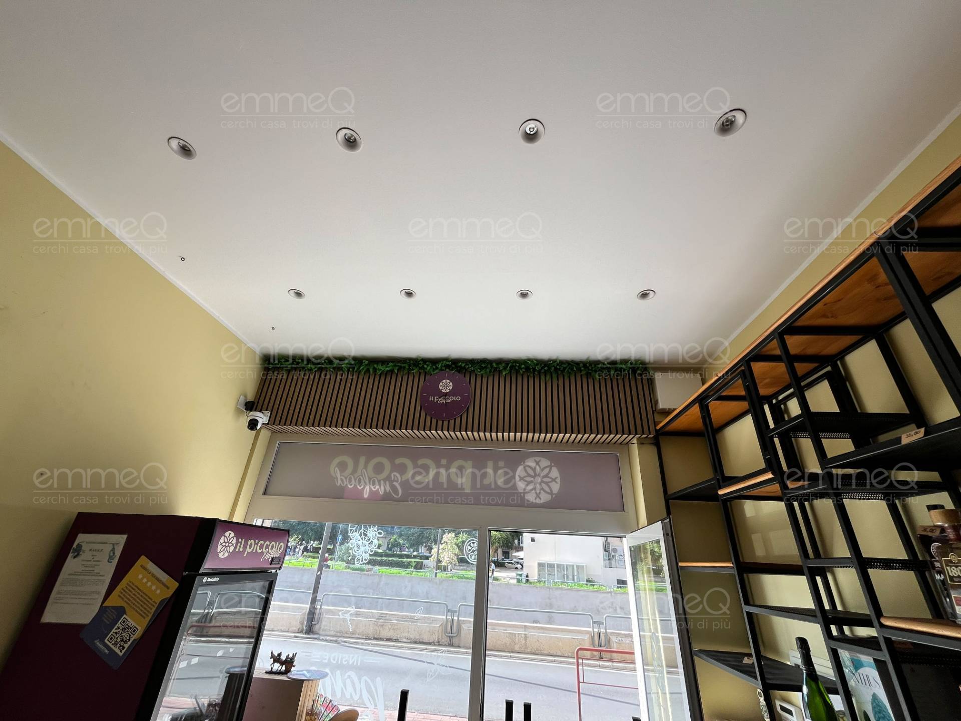 Locale commerciale in affitto a Palermo, Crispi - Porto