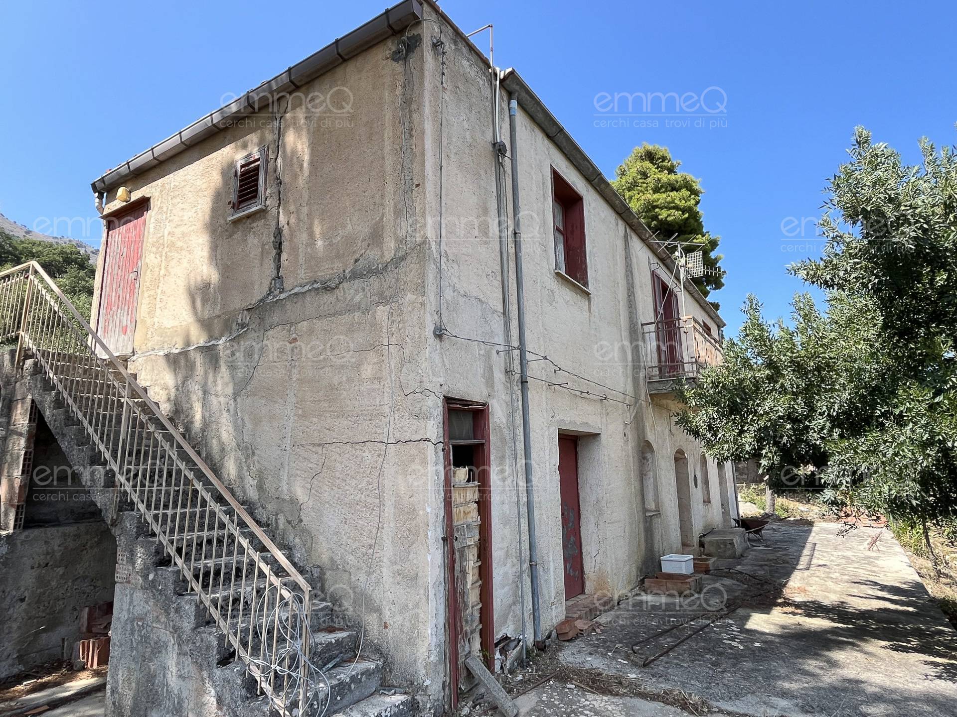 Appartamento in vendita a Castelbuono