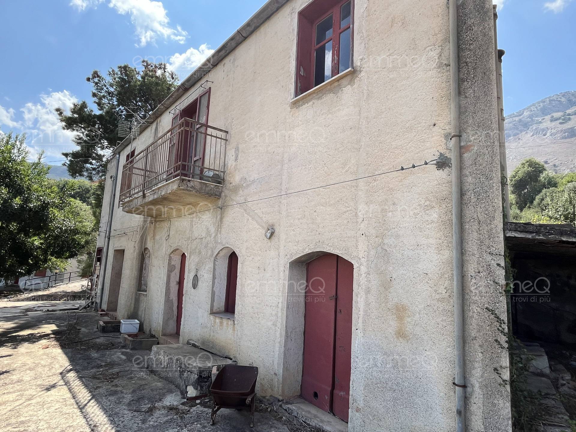 Appartamento in vendita a Castelbuono