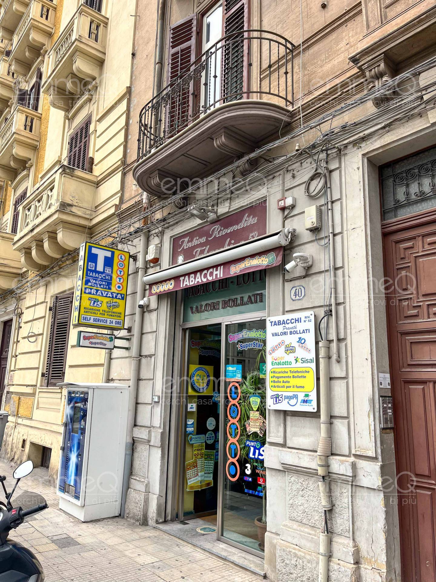 Tabaccheria in vendita a Palermo, Tribunale - Villa Filippina