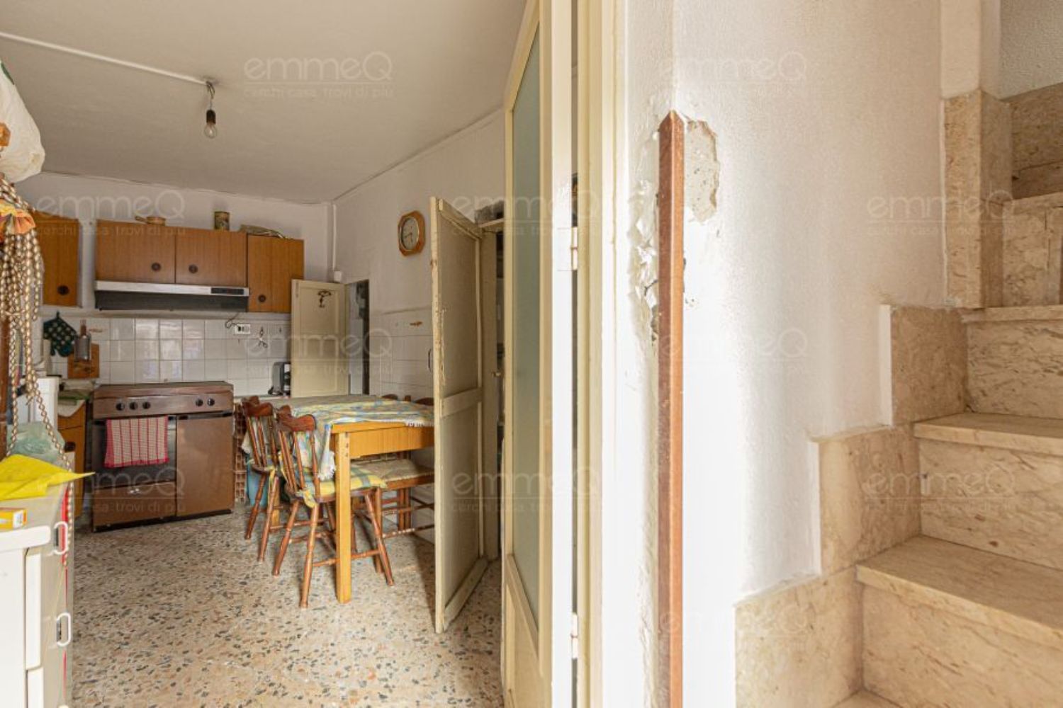 Edificio commerciale o terziario in vendita a Castelbuono