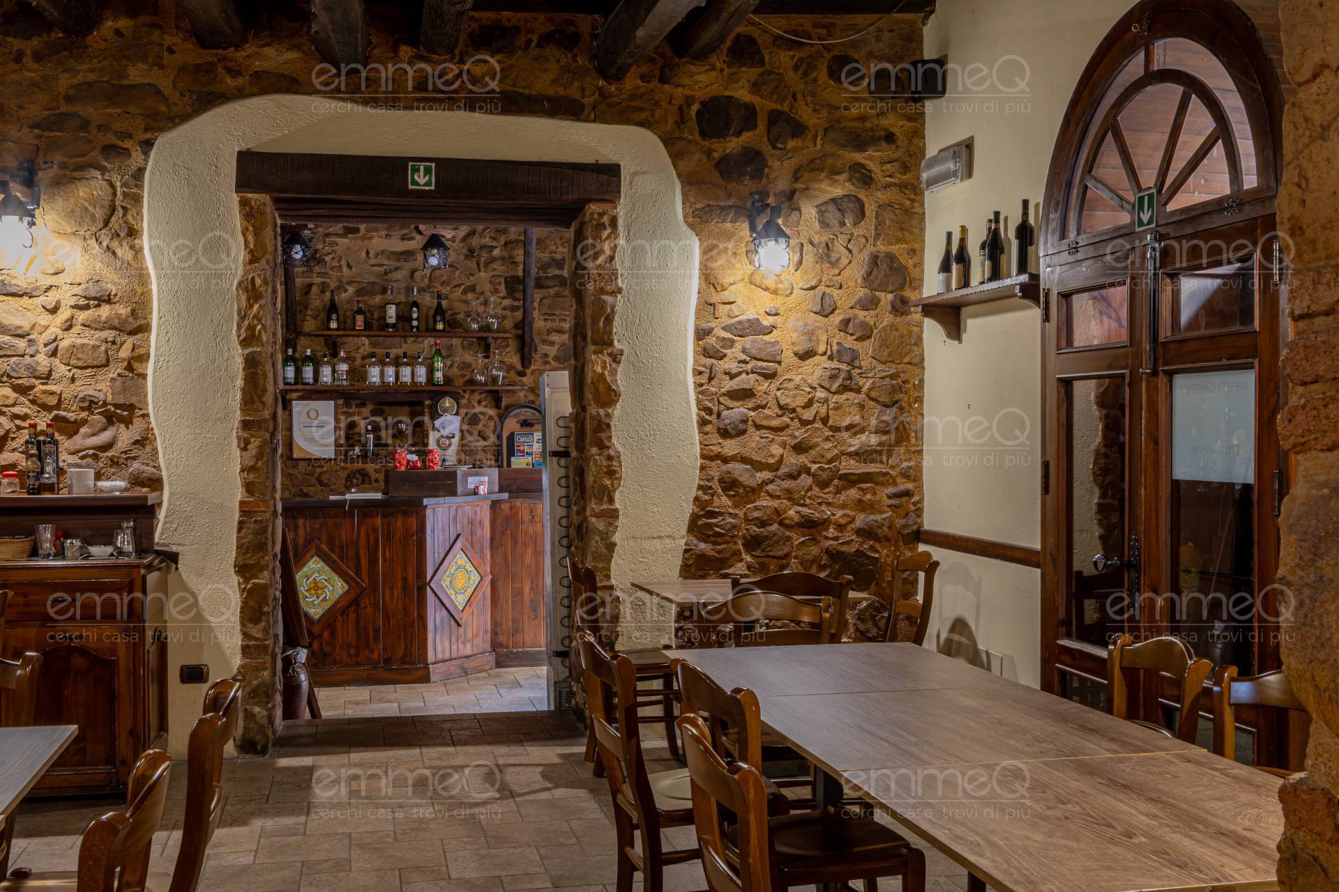 Attivit di ristorazione e pizzeria in vendita a Castelbuono