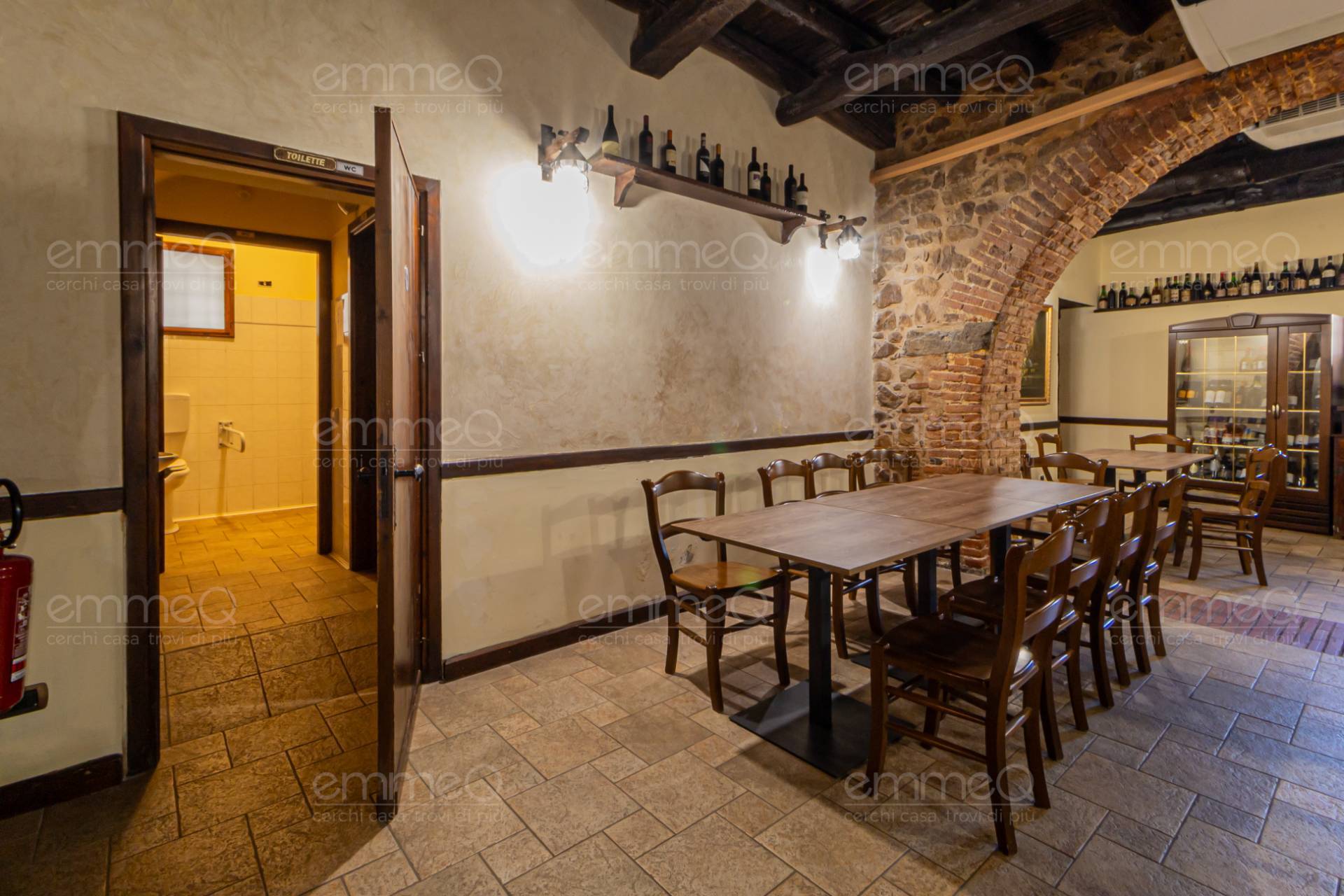 Attivit di ristorazione e pizzeria in vendita a Castelbuono