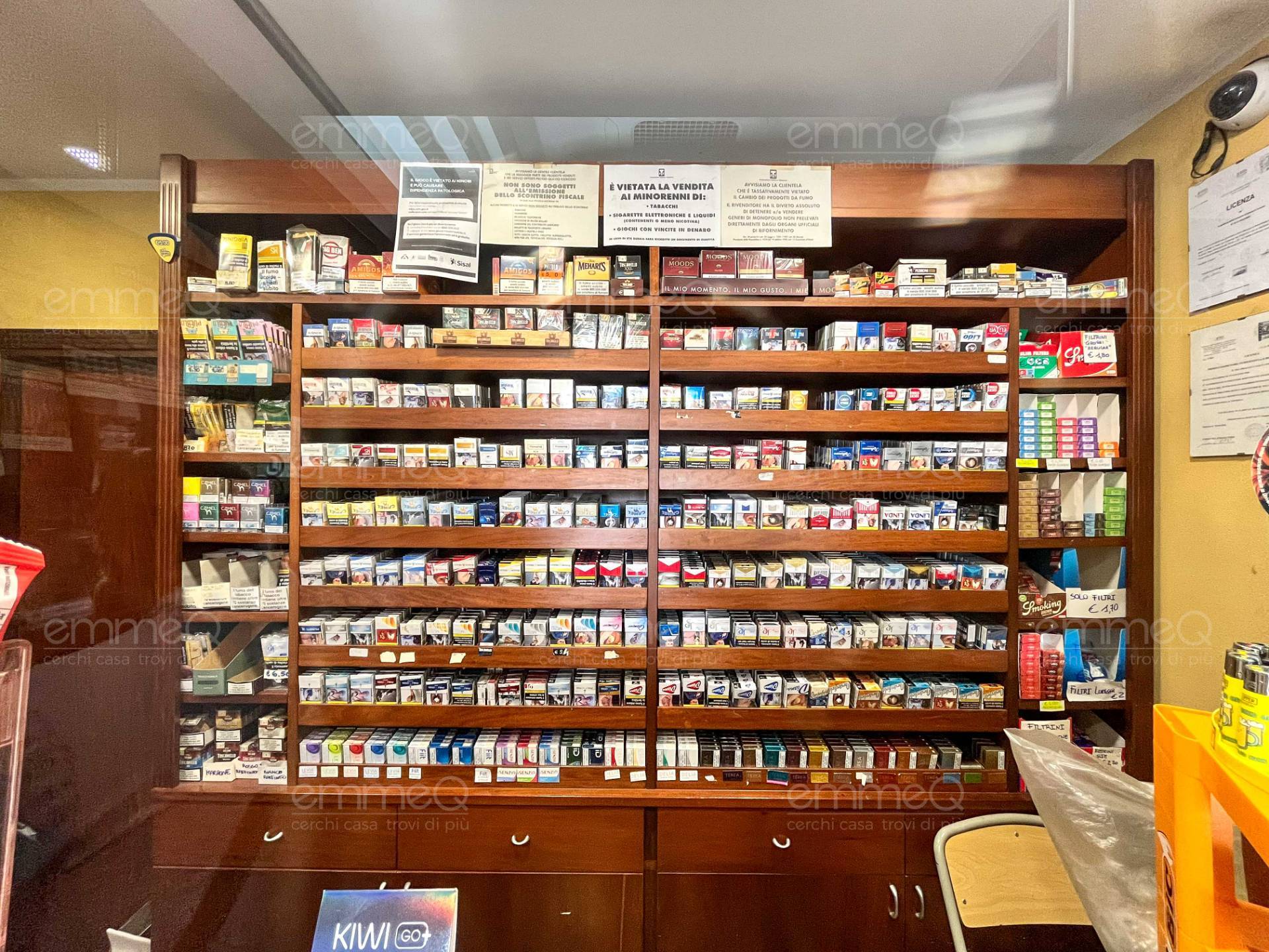 Tabaccheria in vendita a Palermo, Tribunale - Villa Filippina