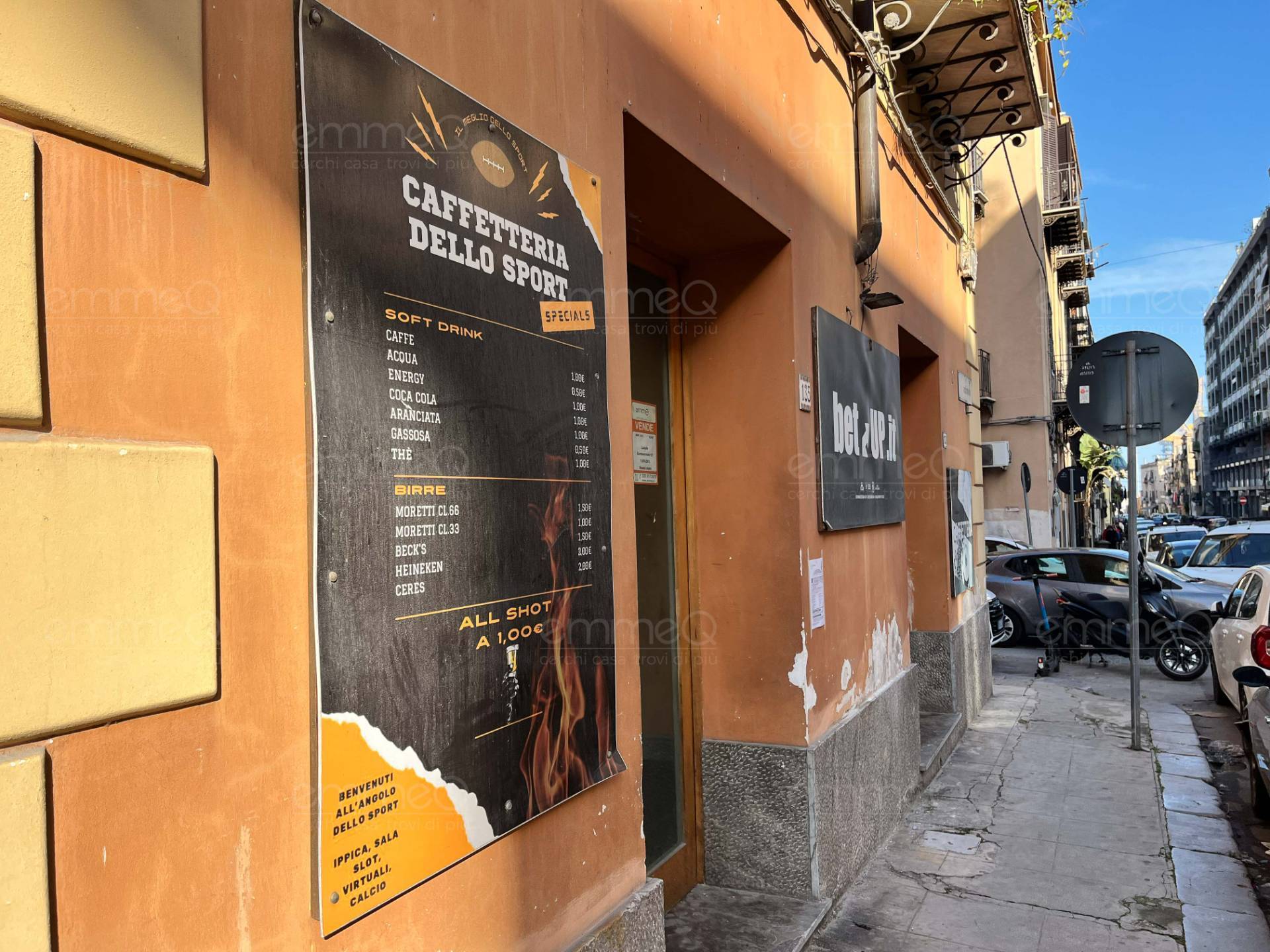 Locale commerciale in affitto a Palermo, Libert