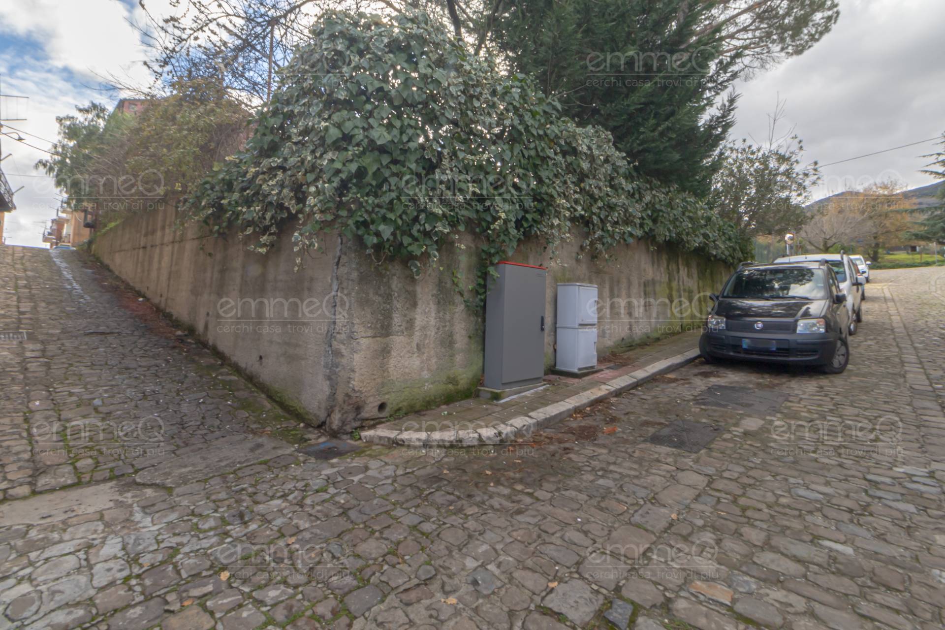 Edificio in vendita a Castelbuono