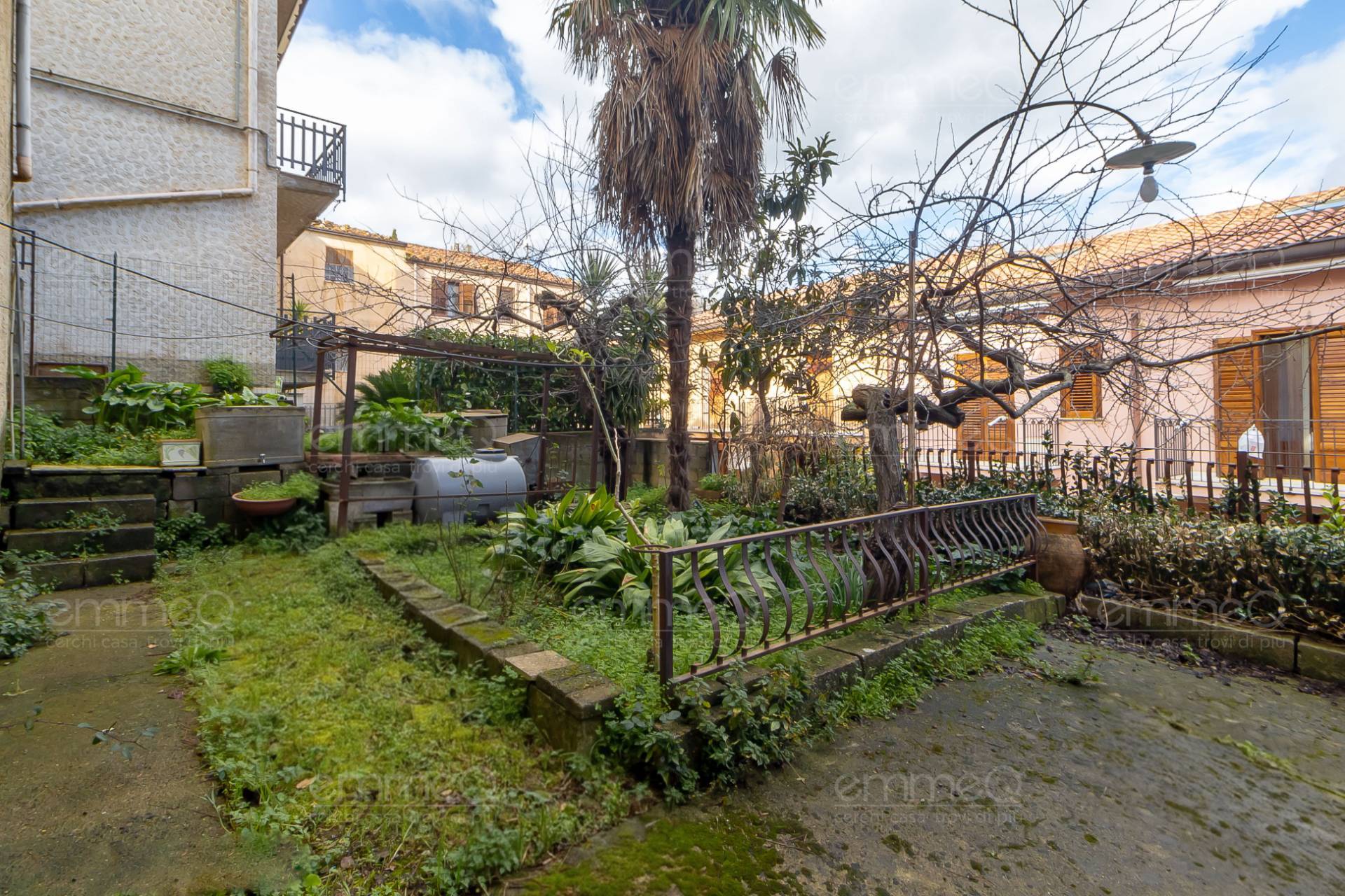 Edificio in vendita a Castelbuono