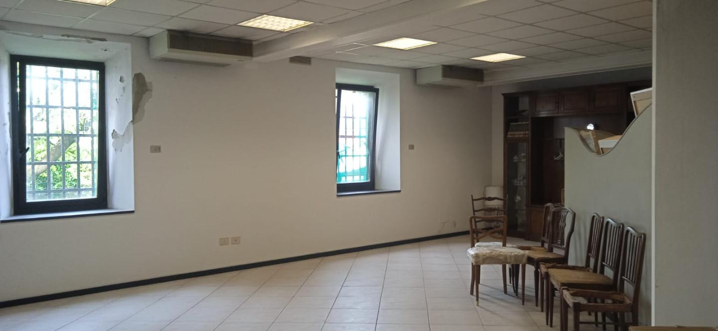 Locale commerciale in vendita, Montale stazione