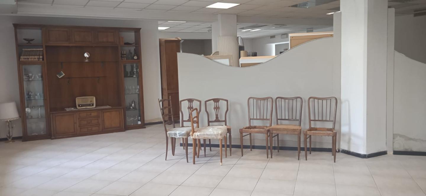 Locale commerciale in vendita, Montale stazione