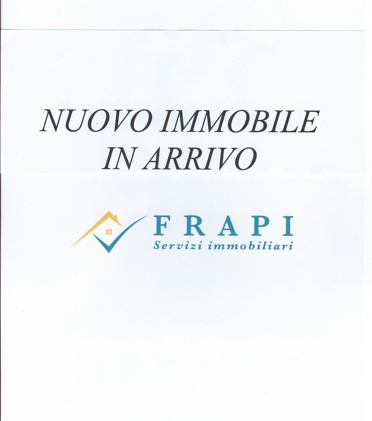 Villa con giardino a Montale