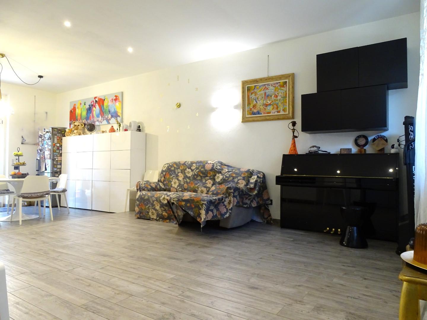 Casa indipendente con terrazzo, Prato villa fiorita