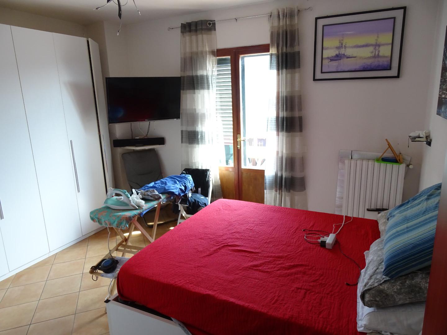 Villa Bifamiliare ristrutturata, Montale tobbiana