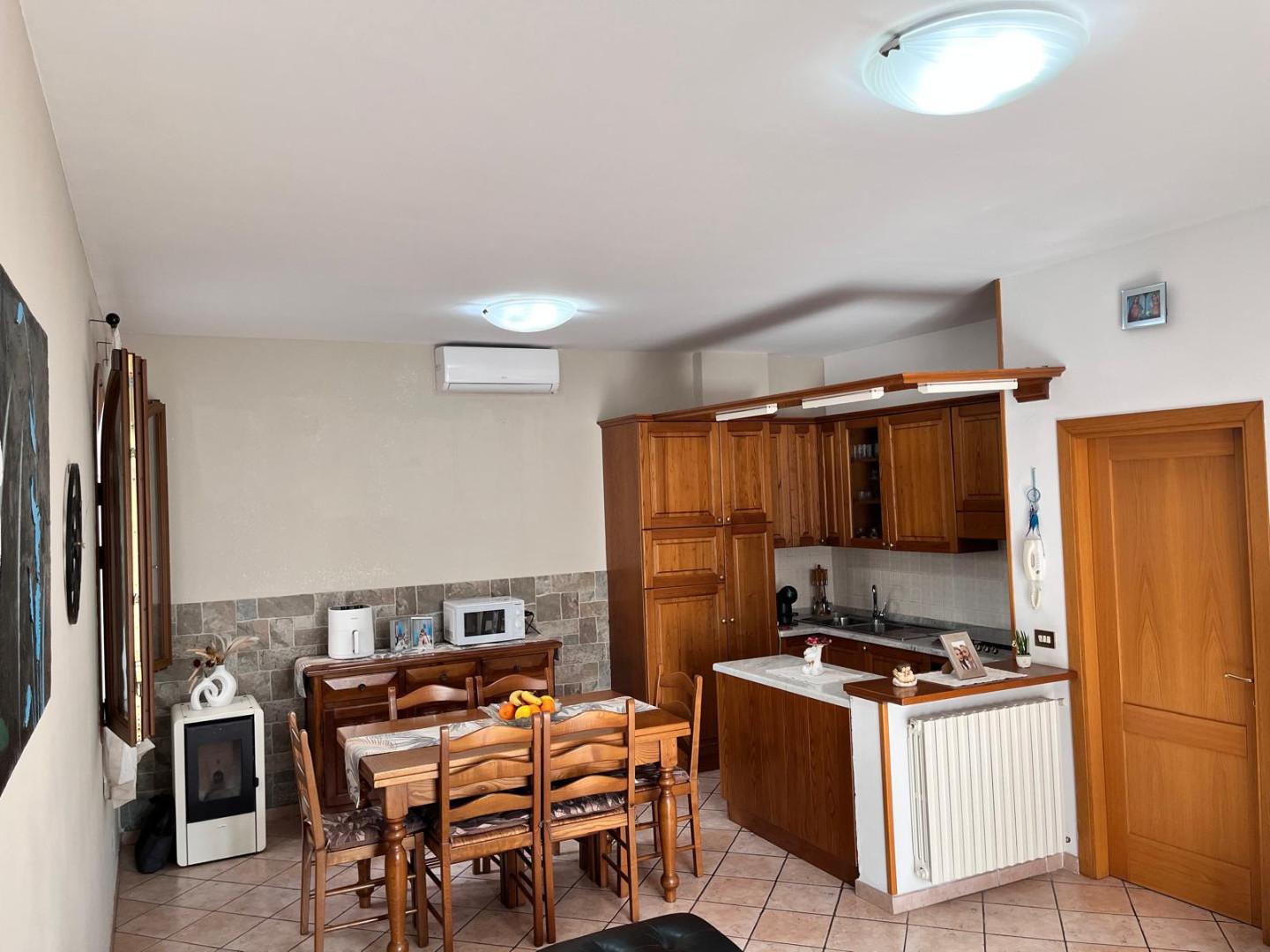 Casa indipendente con terrazzo a Agliana