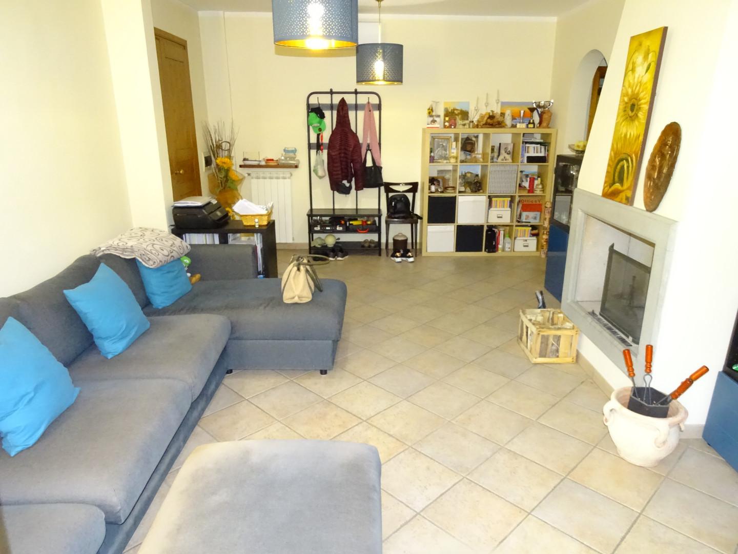 Quadrilocale con terrazzo a Agliana