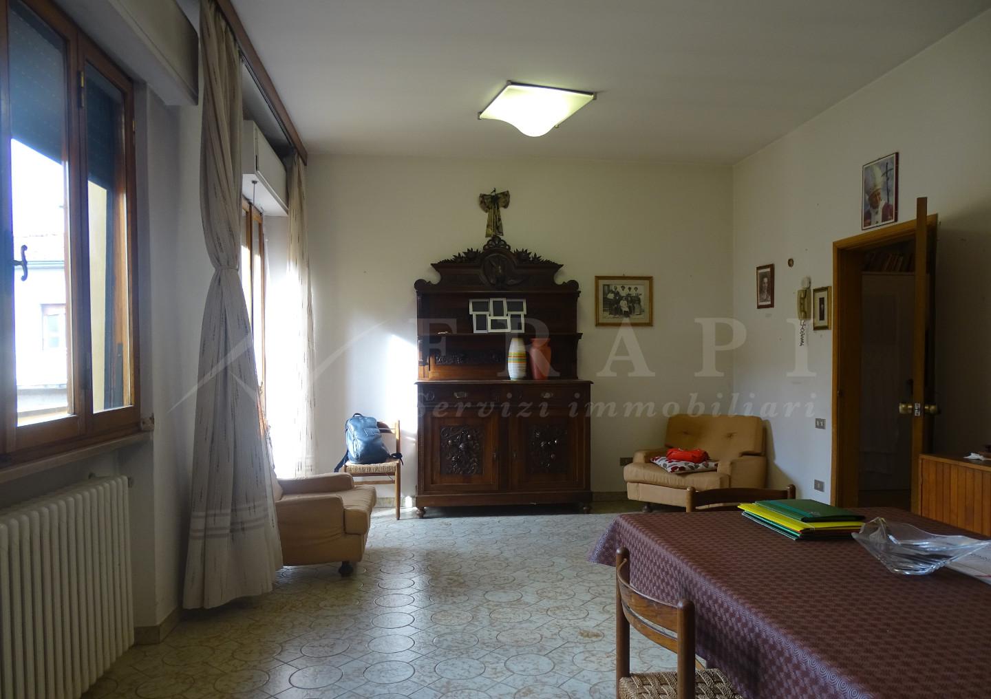 Attico con terrazzi, Agliana san piero