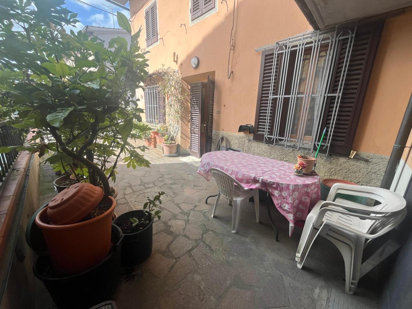 Casa indipendente con terrazzo, Agliana san piero